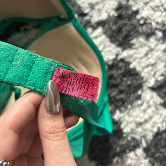 Victoria Secret Green Lace Bra - Picture 4 of 4